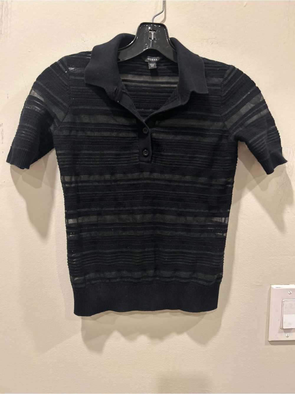 Guess Black Short-Sleeve Sheer-Stripe minimalist Polo Top. Size XXS